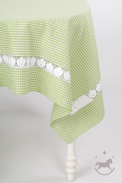 Linen Tablecloth With Lace Green